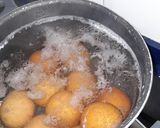 Foto del paso 2 de la receta: Huevos rellenos gratinados