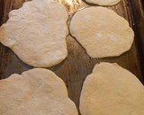 A picture of step 3 of Roasted Onions on Flatbread.