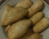 Foto langkah ke 5 dari resep Pempek KW (tanpa ikan) isi sosis dan telur.