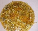 Foto langkah ke 3 dari resep Teri Jengki Goreng Garing Bumbu Praktis.
