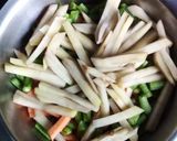 ভেজ চাউমিন (veg chow mein recipe in Bengali) রেসিপির ধাপ 2 ছবি