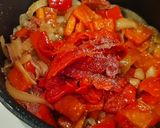 Foto del paso 7 de la receta: Rollitos de ternera en salsa de pimientos