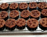 Foto langkah ke 6 dari resep Triple Chocolate Cookies.