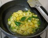 A picture of step 3 of Kanda, Batata Poha with Aloo Bhujia Sev.
