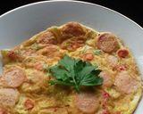 Foto langkah ke 3 dari resep Telur Dadar Sosis.
