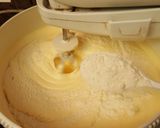 Foto langkah ke 5 dari resep Bolu Tape Singkong Lapis Kacang Oreo.