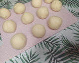 Foto del paso 2 de la receta: Pan de queso brasileño con salsa de tomate 🍅