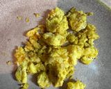 Foto del paso 1 de la receta: Huevos con verduras y pan tostado