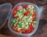 Foto del paso 2 de la receta: Tomates cherry al ajillo con fuet, jamón serrano y encurtidos