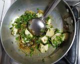 A picture of step 2 of Aloo methi.