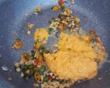 Foto langkah ke 3 dari resep Naget Saos Telur Asin.