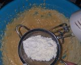 Foto langkah ke 4 dari resep Marmer Cake.