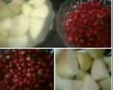 A picture of step 1 of Pomegranate appy fizz.
