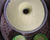 Foto langkah ke 6 dari resep Bolu Kukus Pandan.