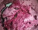 रेड वेलवेट रवा ढोकला (red velvet rava dhokla recipe in Hindi) रेसिपी चरण 4 फोटो
