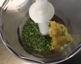 Une image de l'étape 2 de Sauce salade au soja, melfor et moutarde américaine.