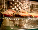 Foto del paso 3 de la receta: Mini pizzas de berenjenas con tomato