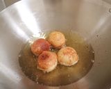 Foto langkah ke 13 dari resep Kue Otok Otok (Roti Goreng isi kacang Ijo).