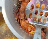 Foto del paso 1 de la receta: Arroz caldoso con chipirones y gambones