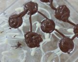 Foto del paso 2 de la receta: Bombones de chocolate rellenos