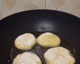 Foto langkah ke 4 dari resep Cheesy Potato Pancake.