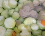 Foto langkah ke 4 dari resep Sop Oyong.