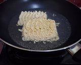 Foto langkah ke 2 dari resep Mie Goreng Pedas ala akhir bulan.