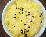 A picture of step 22 of Colourful sticky rice with creamy sauce.
