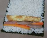 Foto langkah ke 5 dari resep Sushi simpel alakadarnya.