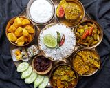 গাটি কচু দিয়ে ইলিশের ঝোল (Gati Kochu Diye Ilisher Jhol recipe in Bengali) রেসিপির ধাপ 8 ছবি
