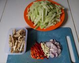 Foto langkah ke 1 dari resep Tumis labu tempe.