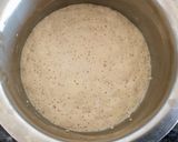 A picture of step 2 of Veg. Italian Pizza.