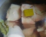 Foto del paso 3 de la receta: Patitas de cerdo a la provenzal