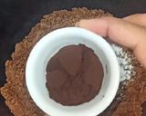 A picture of step 3 of Bourbon biscuit cake | 3 ingredients cake recipe without oven.
