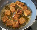 A picture of step 4 of Leftover matoke bites.