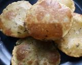 A picture of step 6 of Aalu masala puri you can enjoy this curd or tea.