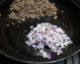 A picture of step 9 of Carmelita-Style Stuffed Potato and Yuca Patties.