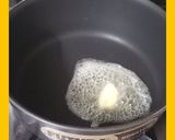 A picture of step 2 of Broccoli soup.