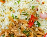 Foto langkah ke 7 dari resep Tumis Jamur Pedas.