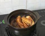 Hình bước làm 2 của món Cá Bống Đục Kho Khô