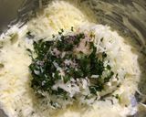 Foto langkah ke 2 dari resep Homemade Garlic Butter.