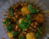 A picture of step 3 of Imli chaat.