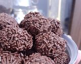 Foto langkah ke 5 dari resep Chocolate Ball Chewy (Bola Coklat Milo Kenyal).