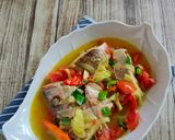 Foto langkah ke 3 dari resep Sop Ikan Kakap Merah.