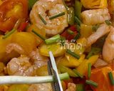 รูปขั้นตอนการทำที่ 5 ของ กุ้งผัดเปรี้ยวหวาน
