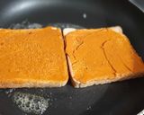 A picture of step 5 of Pizza Toast.