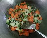 Foto langkah ke 6 dari resep Kwetiau Goreng.