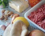 Foto del paso 1 de la receta: Albóndigas de ternera con setas salvajes sobre puré de calabaza