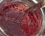A picture of step 3 of Red Drink with Chia seeds.