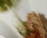 A picture of step 2 of Eggs with veggies.